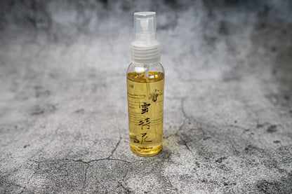 Huile de camélia Noseto en flacon vaporisateur de 100 ml