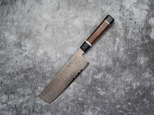 Couteau Nakiri Noseto Kiiro 37 couches en acier de Damas et cuivre, 170 mm, manche en bois de fer
