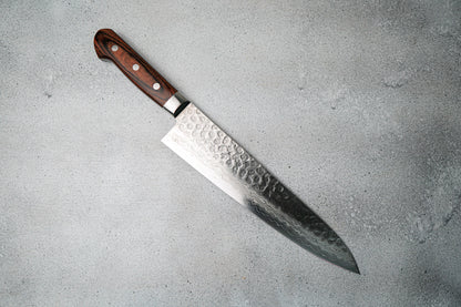 Couteau japonais Seisuke VG10 Damas 17 couches Gyuto 240 mm Manche en acajou