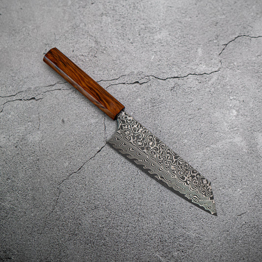 Couteau japonais Yoshimi Kato R2/SG2 Damas Bunka 165 mm Manche en bois Sugi (laqué)