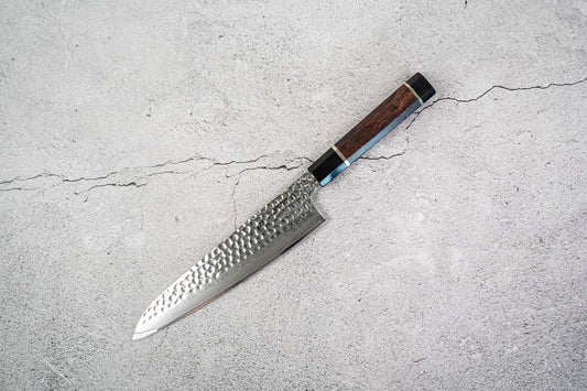 Couteau à lame Noseto Suki Gyuto 210 mm 67 couches Damas martelé avec manche en bois de fer du désert