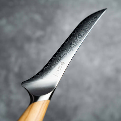 Couteau à désosser/fileter Noseto Batsu 180 mm 73 couches d'acier damas avec manche en bois d'olivier