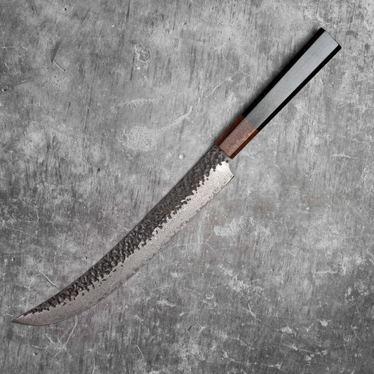 Couteau de boucher Noseto Kuki 240 mm, 67 couches, finition Damas Tsuchime, bois Pakka noir
