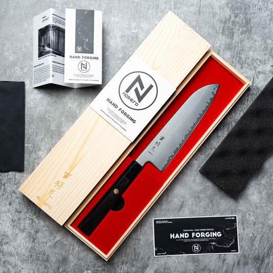 Couteau Santoku Noseto HAP-40 180 mm, acier composite 3 couches, manche en ébène