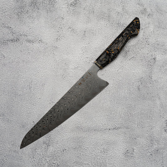 Couteau de chasse Noseto Mare Gyuto 210 mm 67 couches Au-10 Damas, manche en résine et fibre de carbone