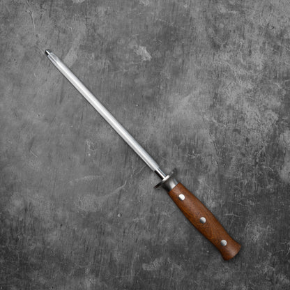 Noseto (aussi appelé Honing Steel Road) 230 mm avec manche en bois rouge