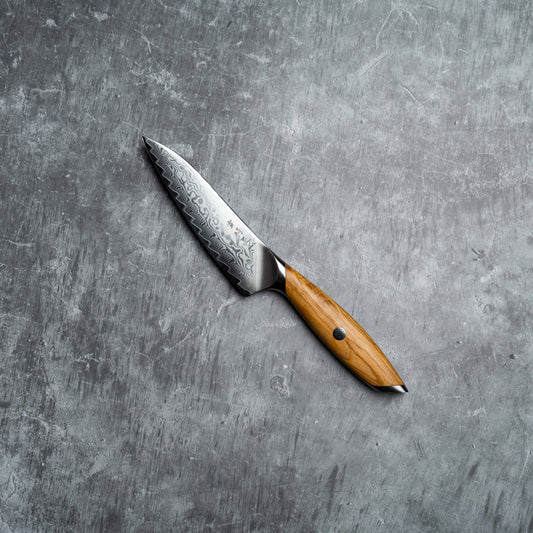 Couteau à lame Noseto Batsu Petty 135 mm, 73 couches, en acier damas avec manche en bois d'olivier