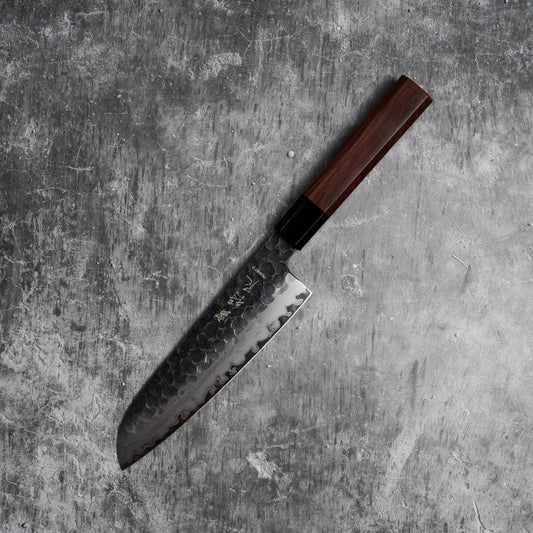 Couteau Santoku Noseto Neno 180 mm, 3 couches d'acier au carbone, bois rouge et corne de buffle